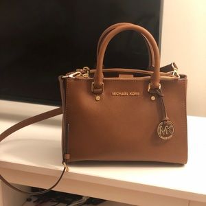 Michael Kors Saffiano Sutton Satchel